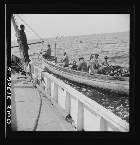Gloucester massachusetts 1943 - gloucester,