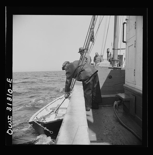 Gloucester massachusetts 1943 - gloucester,
